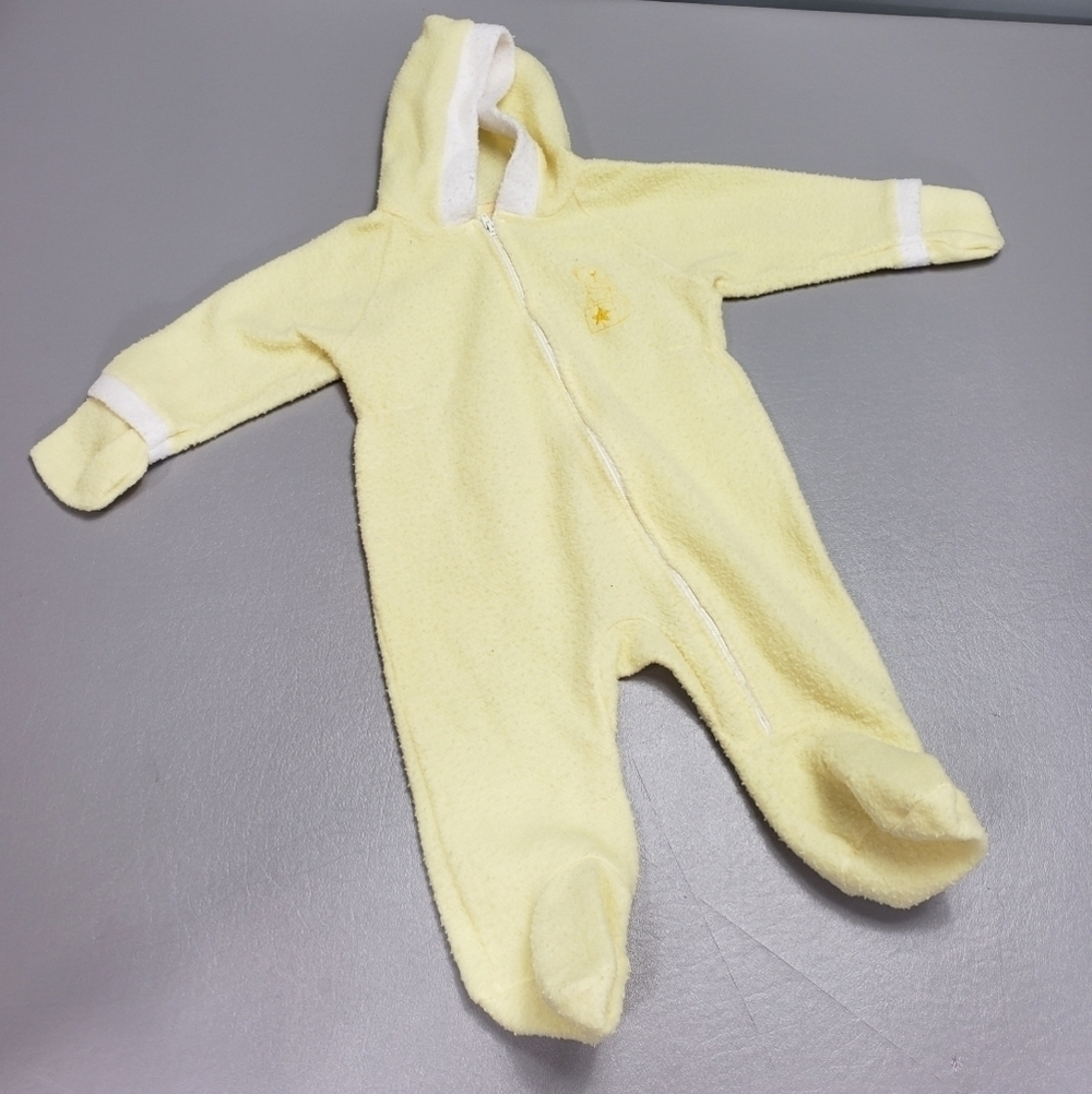 Vintage carters yellow baby pajamas small